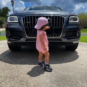 Meet your Posher, Durdona